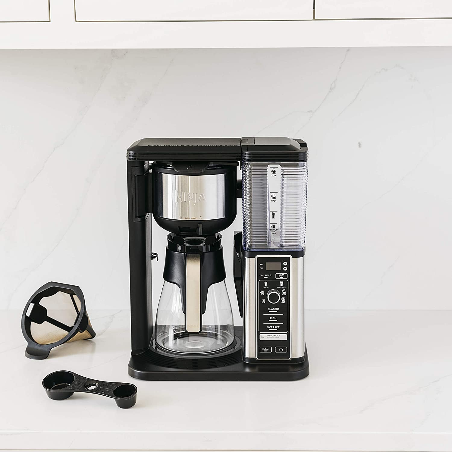 Specialty Coffee Maker, Hot & Iced Coffee Maker, Ninja Coffee Machine, Built-In Frother Coffee Maker, CM401 Coffee Brewer